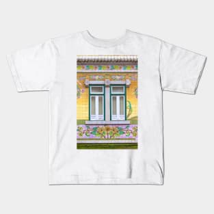 Arte Nova. azulejaria. portuguese tiles Kids T-Shirt